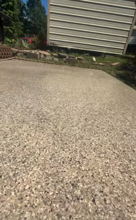 Outdoor flake patio